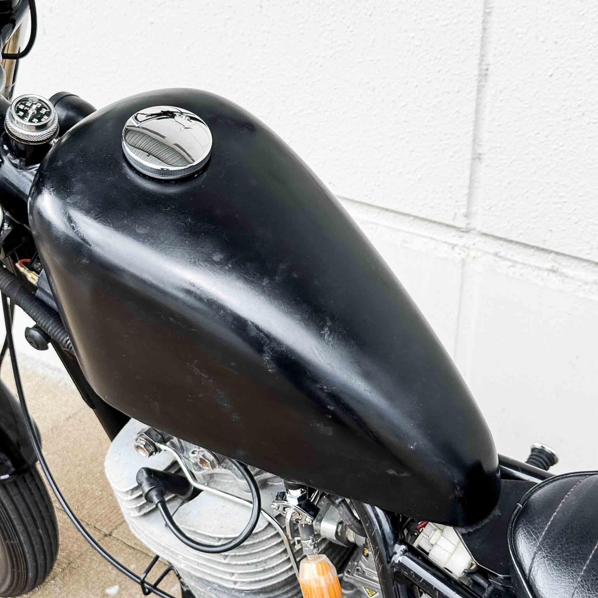 ナロースポーツスタータンク ボルトオンフルキット スチール素地 SR400