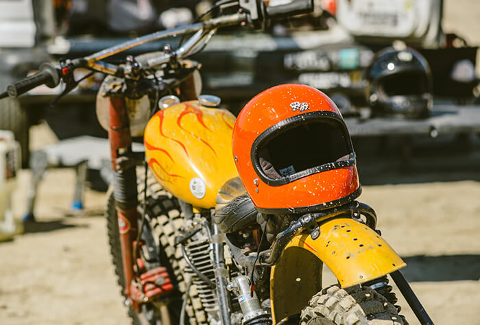 卸売りマックホール　アポロ　ヘルメット　オレンジ　Biltwellゴーグル セキュリティ・セーフティ